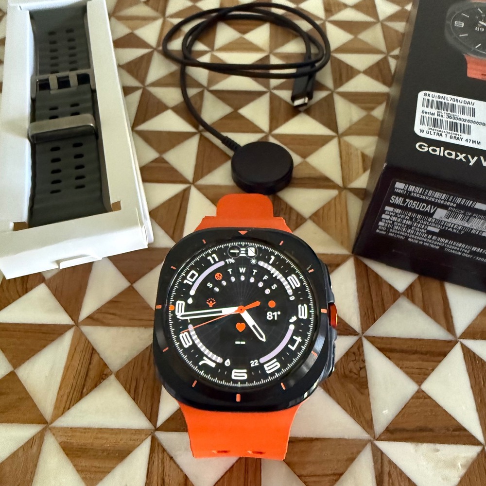 Samsung Galaxy Watch Ultra 47mm Titanium Gray SM-L705U 32GB Orange & Green Bands